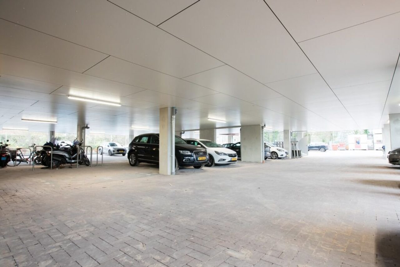 Modern appartement met parkeerplaats nabij centrum Purmerend - Afbeelding 21