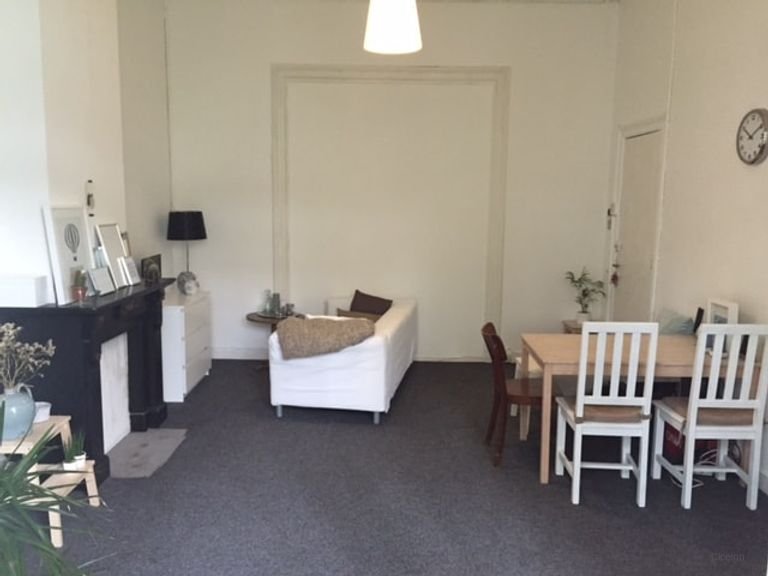 Kamer van 31 m² met keuken en tuin in Veerallee - Afbeelding 2