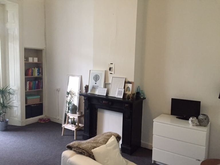 Kamer van 31 m² met keuken en tuin in Veerallee - Afbeelding 3