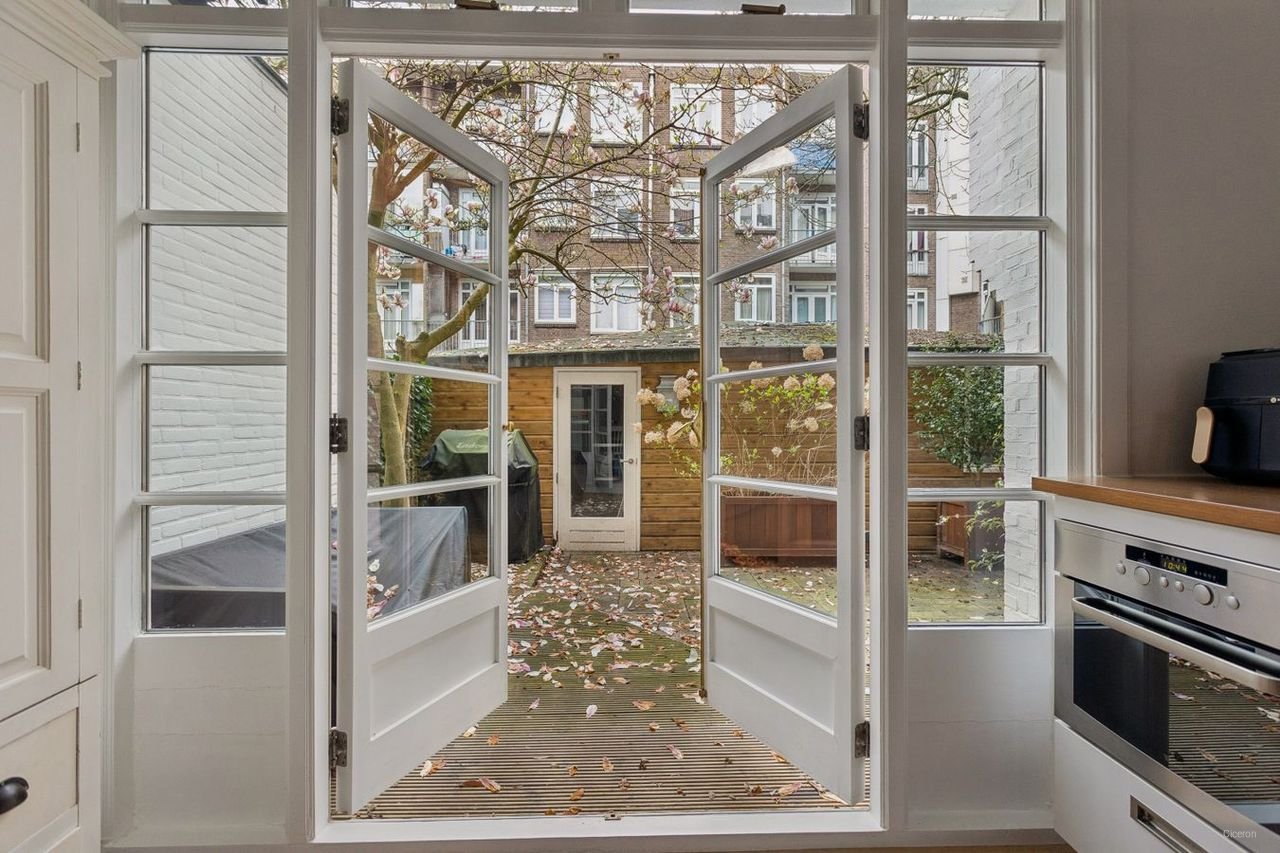 Furnished apartment with south-facing garden - Image 21