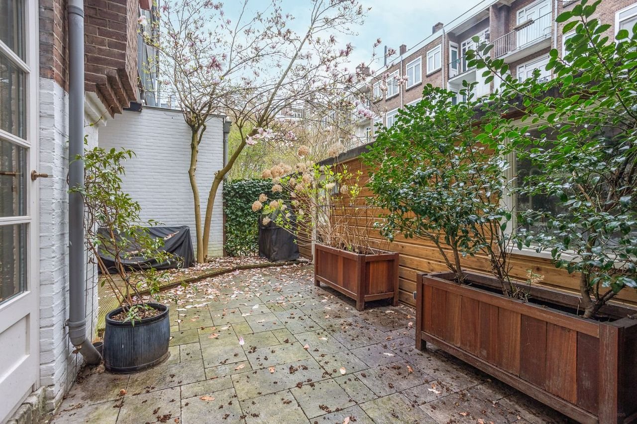 Furnished apartment with south-facing garden - Image 24