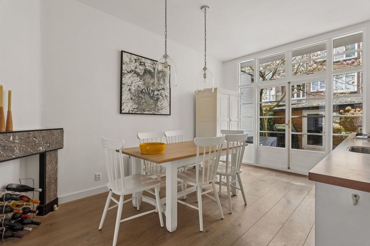 Furnished apartment with south-facing garden - Image 8