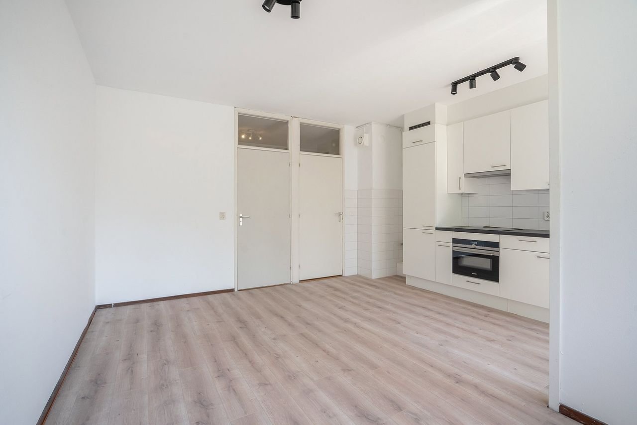147 m² Apartment in the Muziekbuurt - Image 12