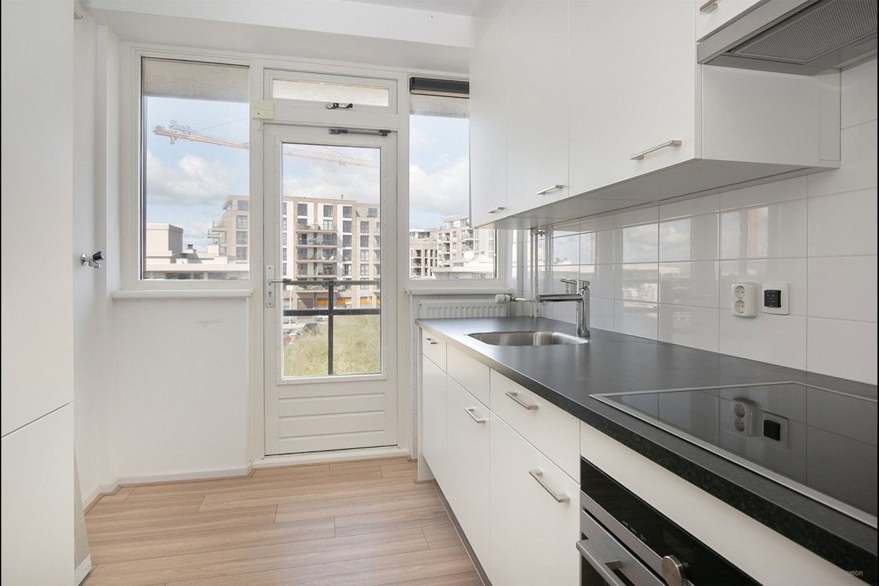 Sustainable apartment in Kijkduin - Image 7