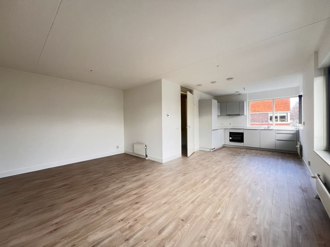 Renovated corner house in Delft - Image 9