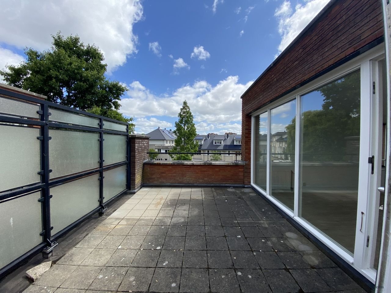 Renovated corner house in Delft - Image 3
