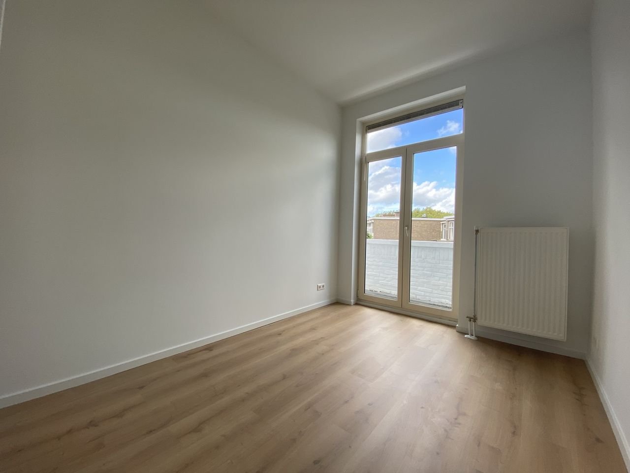 Gerenoveerd 80m² appartement Den Haag - Afbeelding 13
