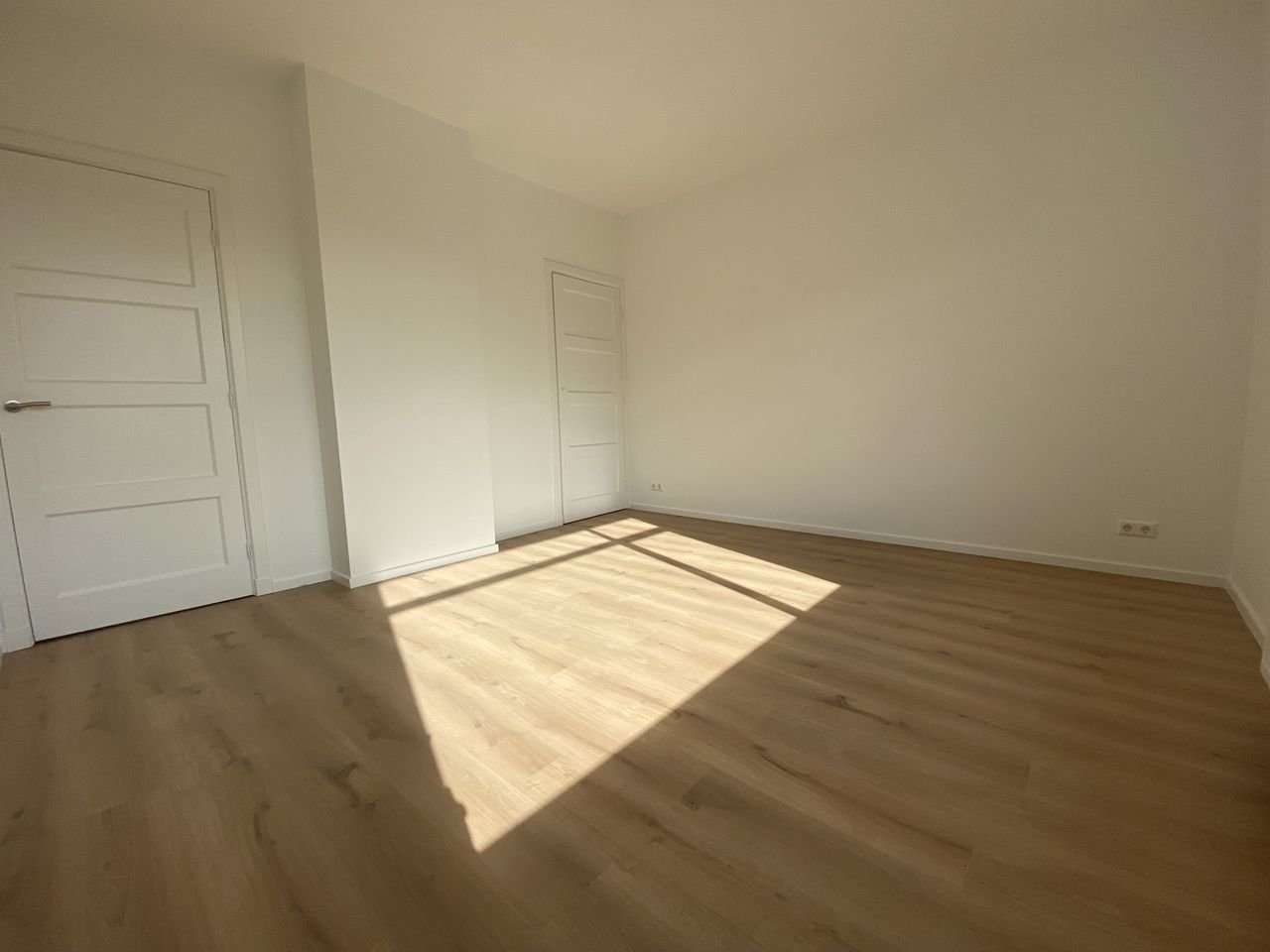 Gerenoveerd 80m² appartement Den Haag - Afbeelding 9