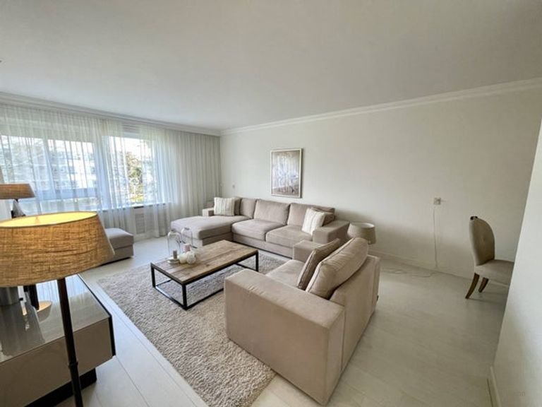 Furnished 101m² apartment in Reigersbos - Image 1