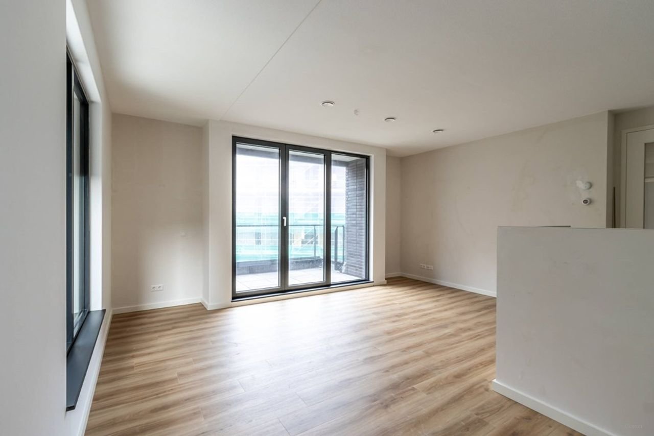 Bright 2-bedroom apartment at NDSM - Image 10