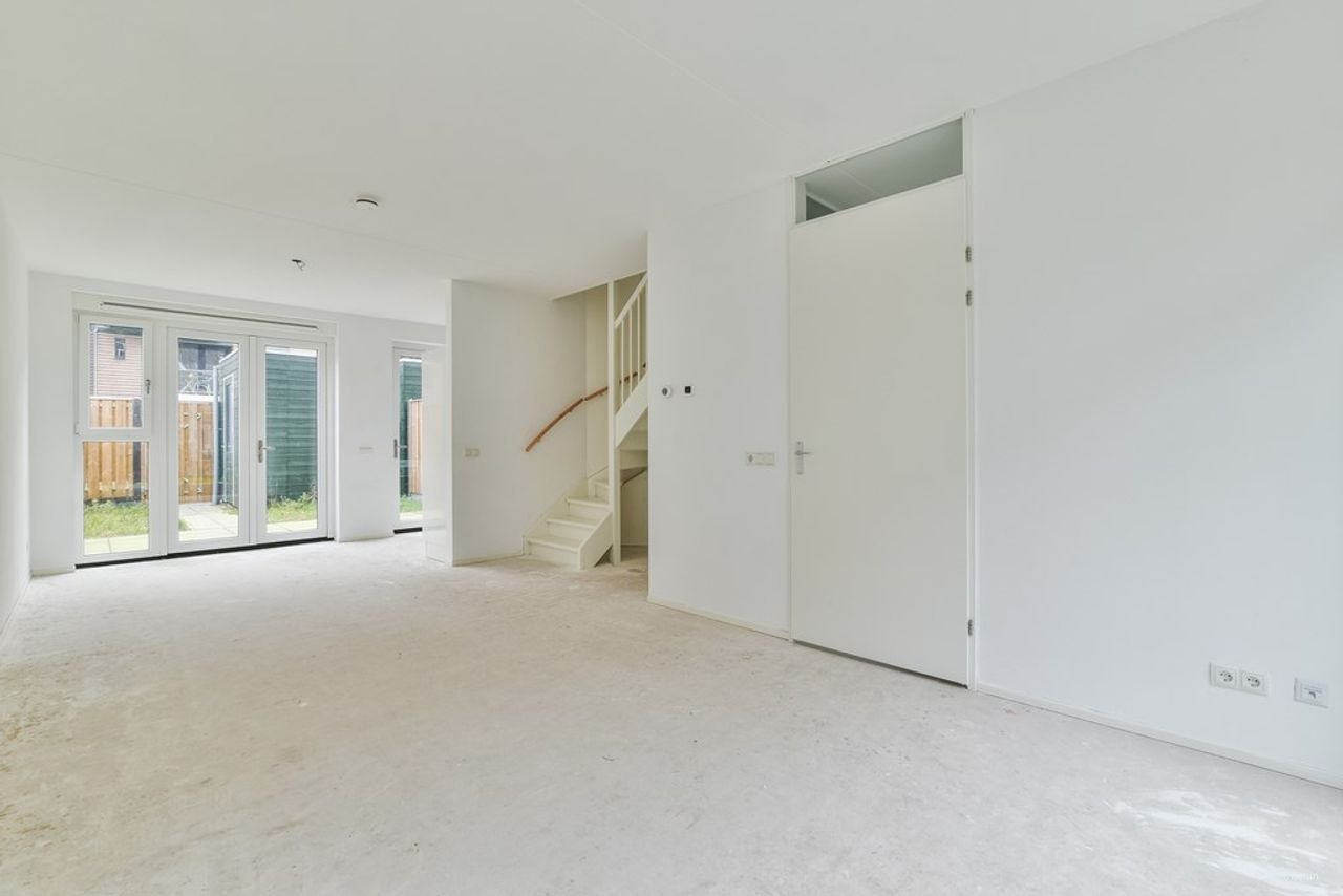 Eengezinswoning met 4 slaapkamers bij station Zaandam - Afbeelding 2