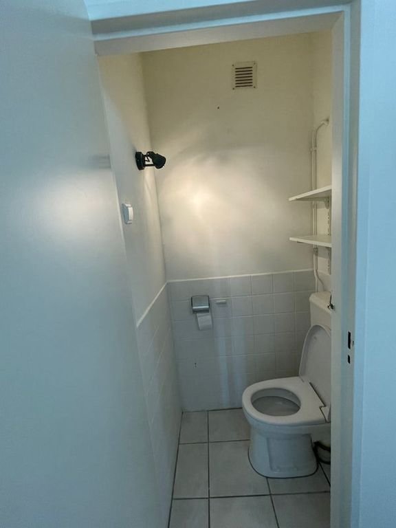 Unfurnished 2-bedroom apartment with two balconies in Rosmalen - Image 16