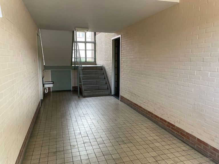 Unfurnished 2-bedroom apartment with two balconies in Rosmalen - Image 17