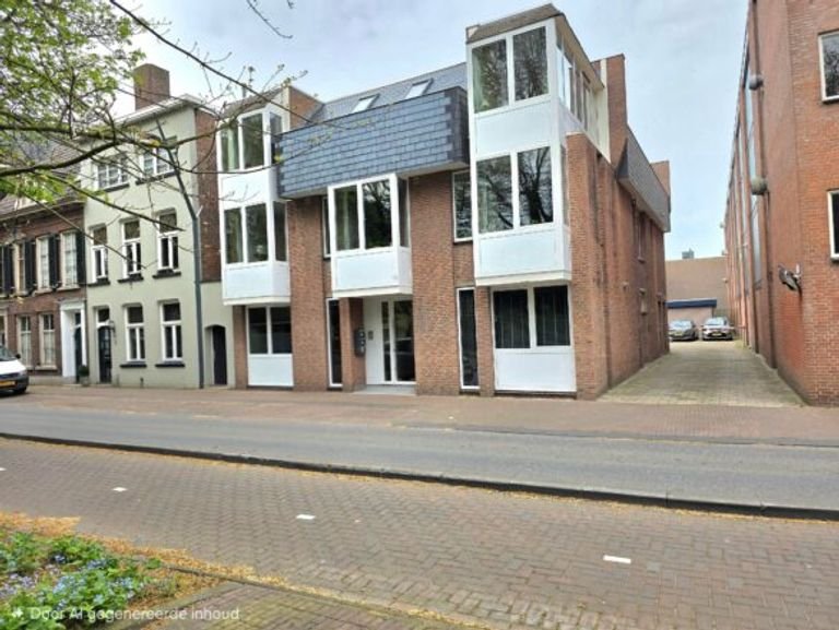 Ground-floor apartment (70m²) near Roosendaal station - Image 1
