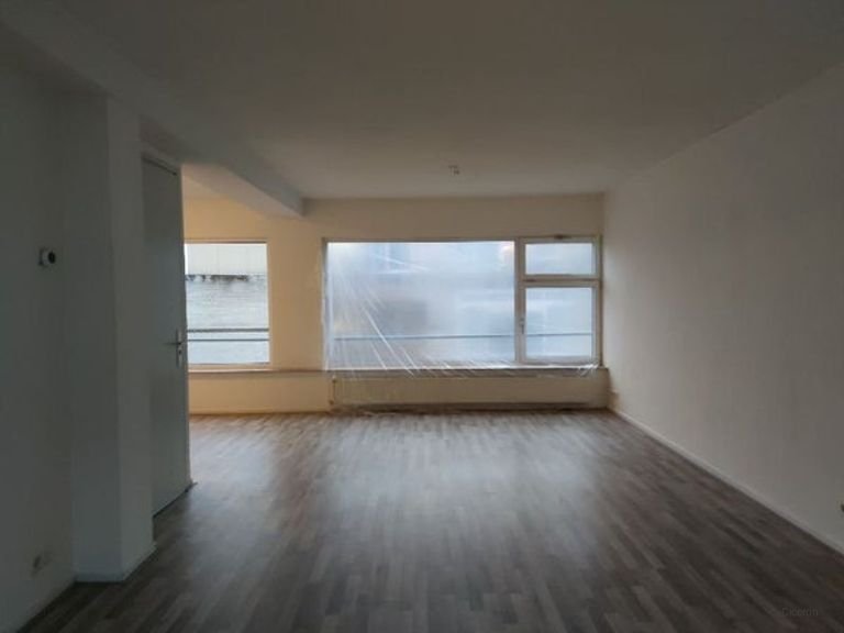 Studio with spacious terrace near Pancratiusplein - Image 2