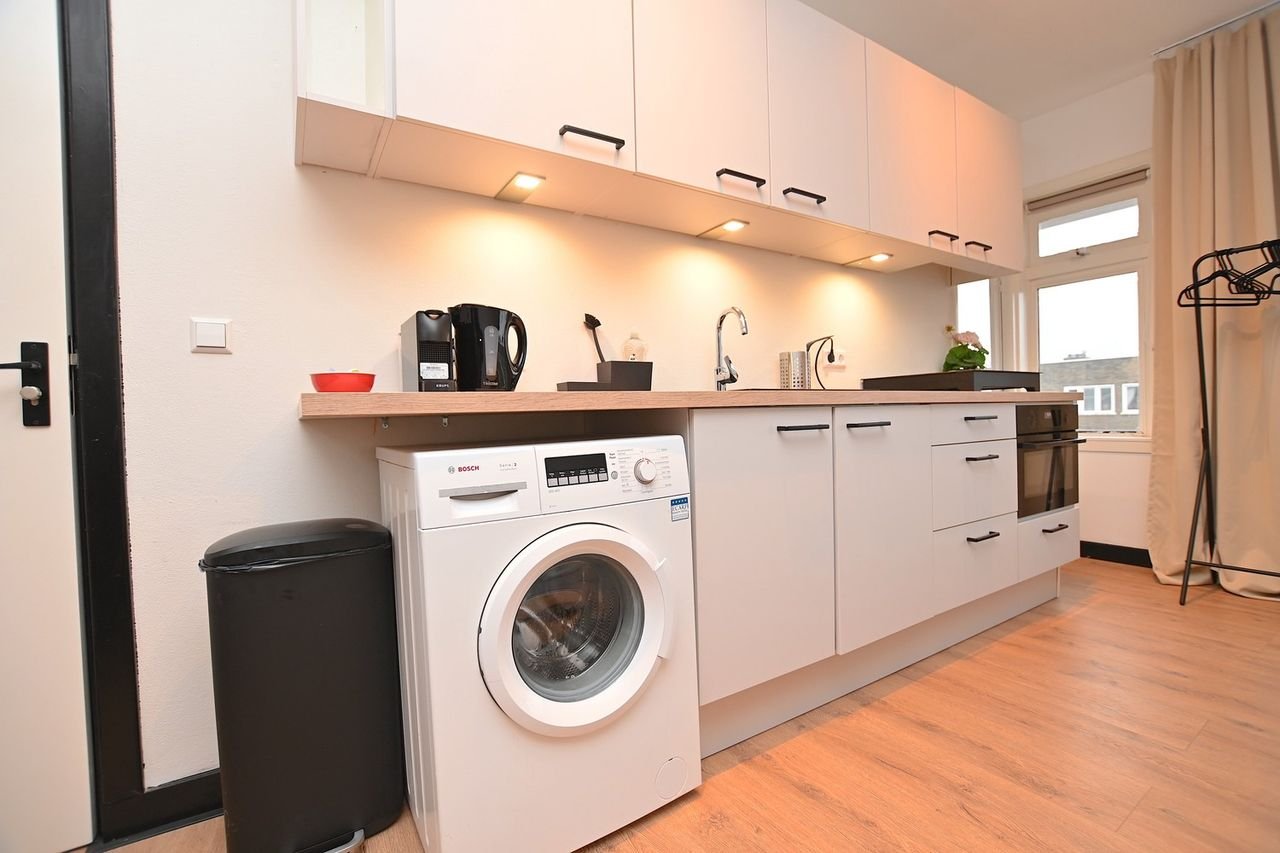 Gemeubileerde studio met balkon in Korrewegwijk - Afbeelding 5