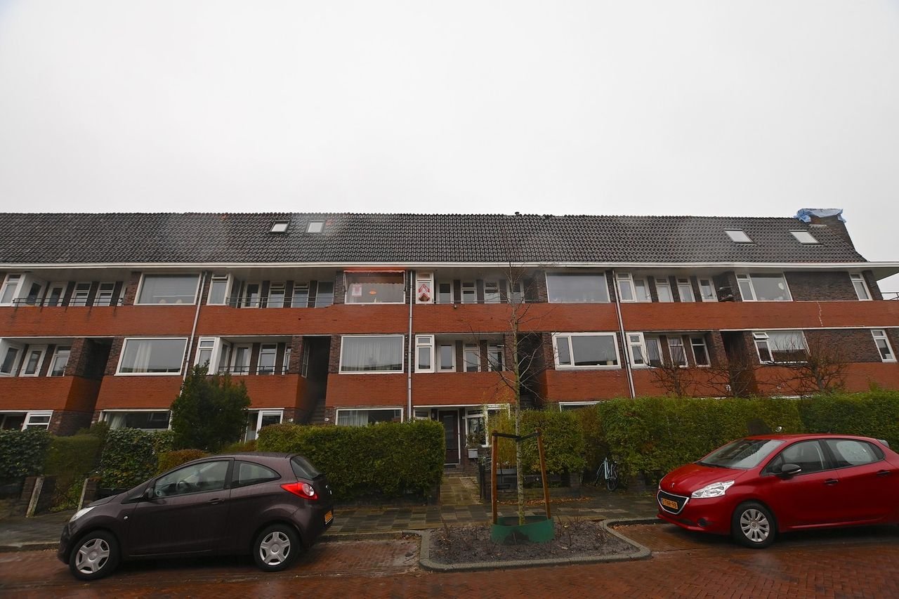 Gemeubileerde studio met balkon in Korrewegwijk - Afbeelding 1