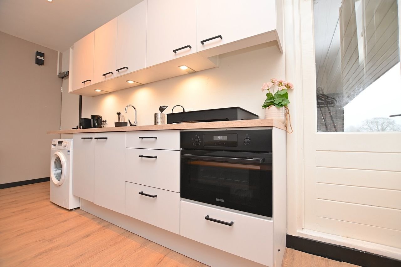 Gemeubileerde studio met balkon in Korrewegwijk - Afbeelding 6