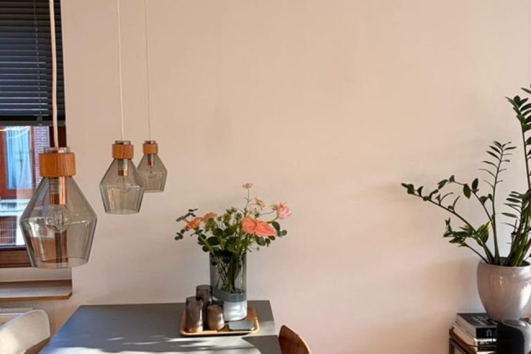 Bright 2-story apartment with terrace - Image 6