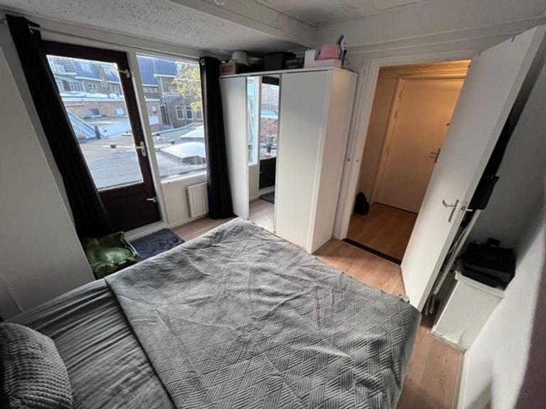 2-kamer appartement met terras in Gouda - Afbeelding 8