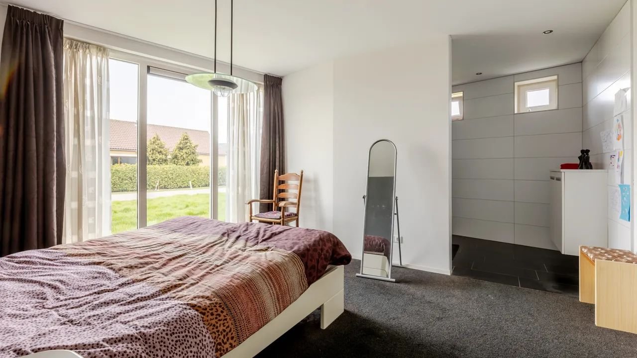 Detached villa in Tinte - Image 15