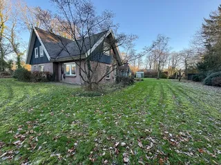 Detached house (279m²) with garden in Westervelde