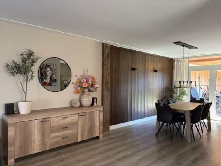 Gemeubileerd huis met overkapping in Oud Gastel - Afbeelding 1