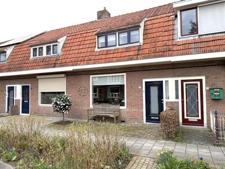 Jaren '30 woning met tuin aan de Sportlaan - Afbeelding 1
