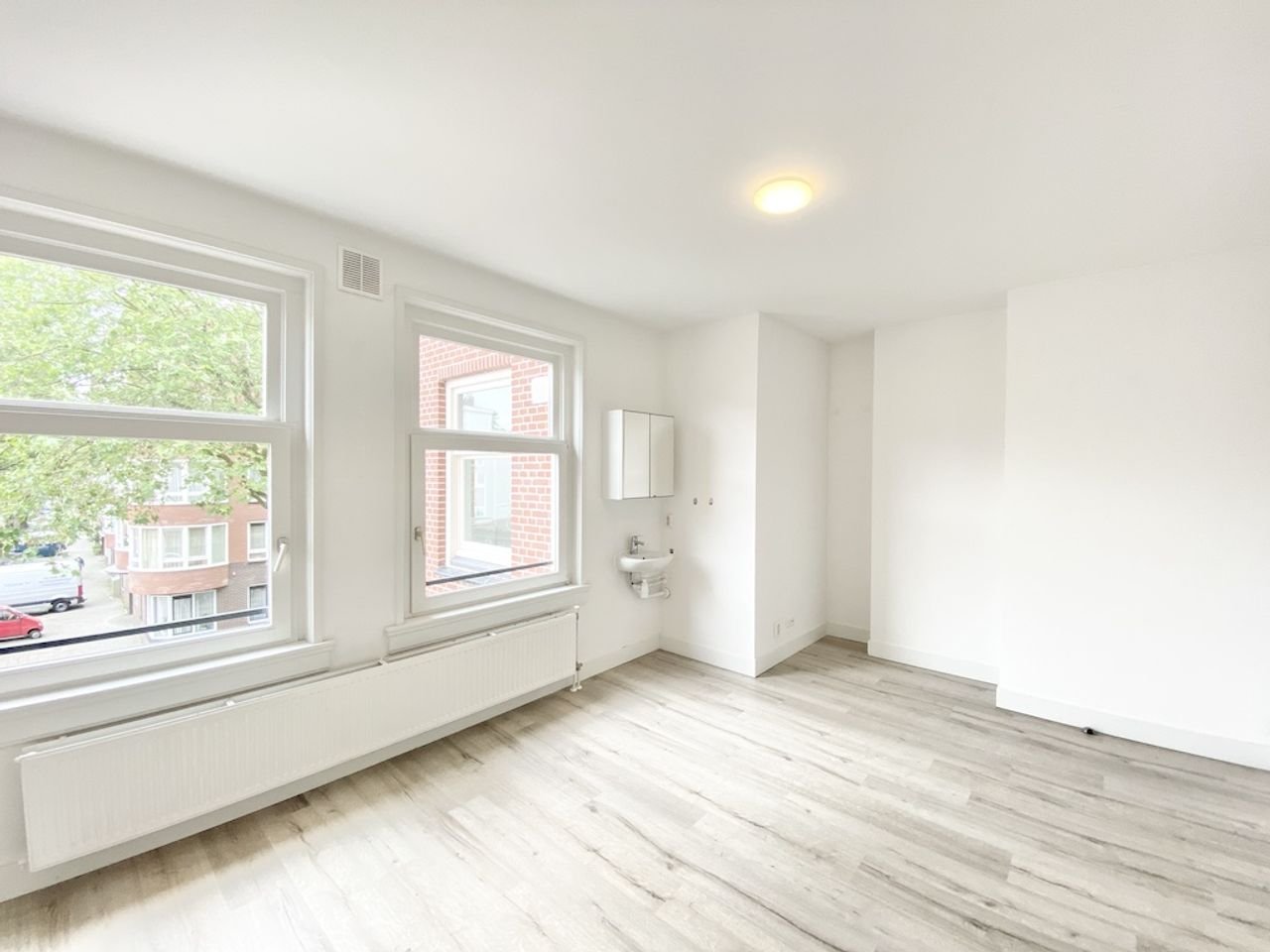 72m² three-bedroom apartment with balcony in Amsterdam - Image 10