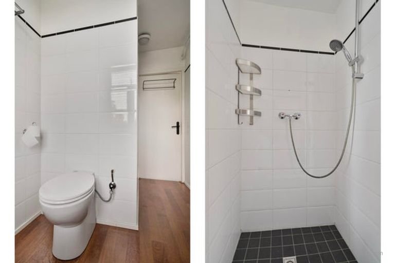 Bright 72m² apartment with roof terrace in De Pijp - Image 17