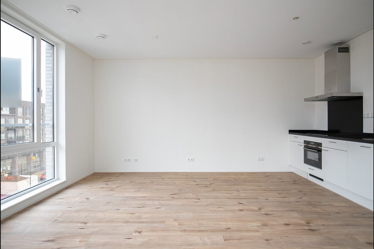 Licht 3-kamer appartement in Leidsche Rijn-Centrum - Afbeelding 13