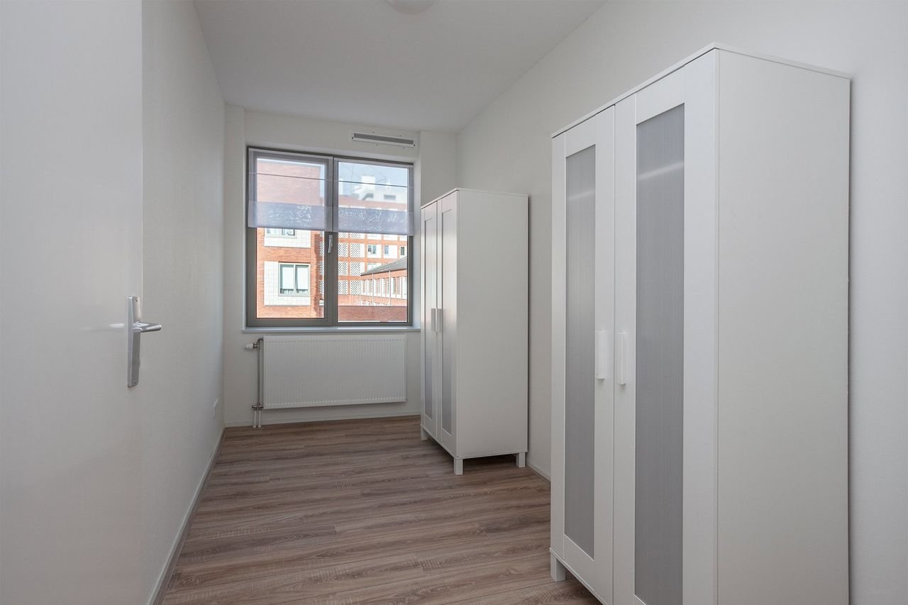 Licht 4-kamer appartement Slotervaart - Afbeelding 9