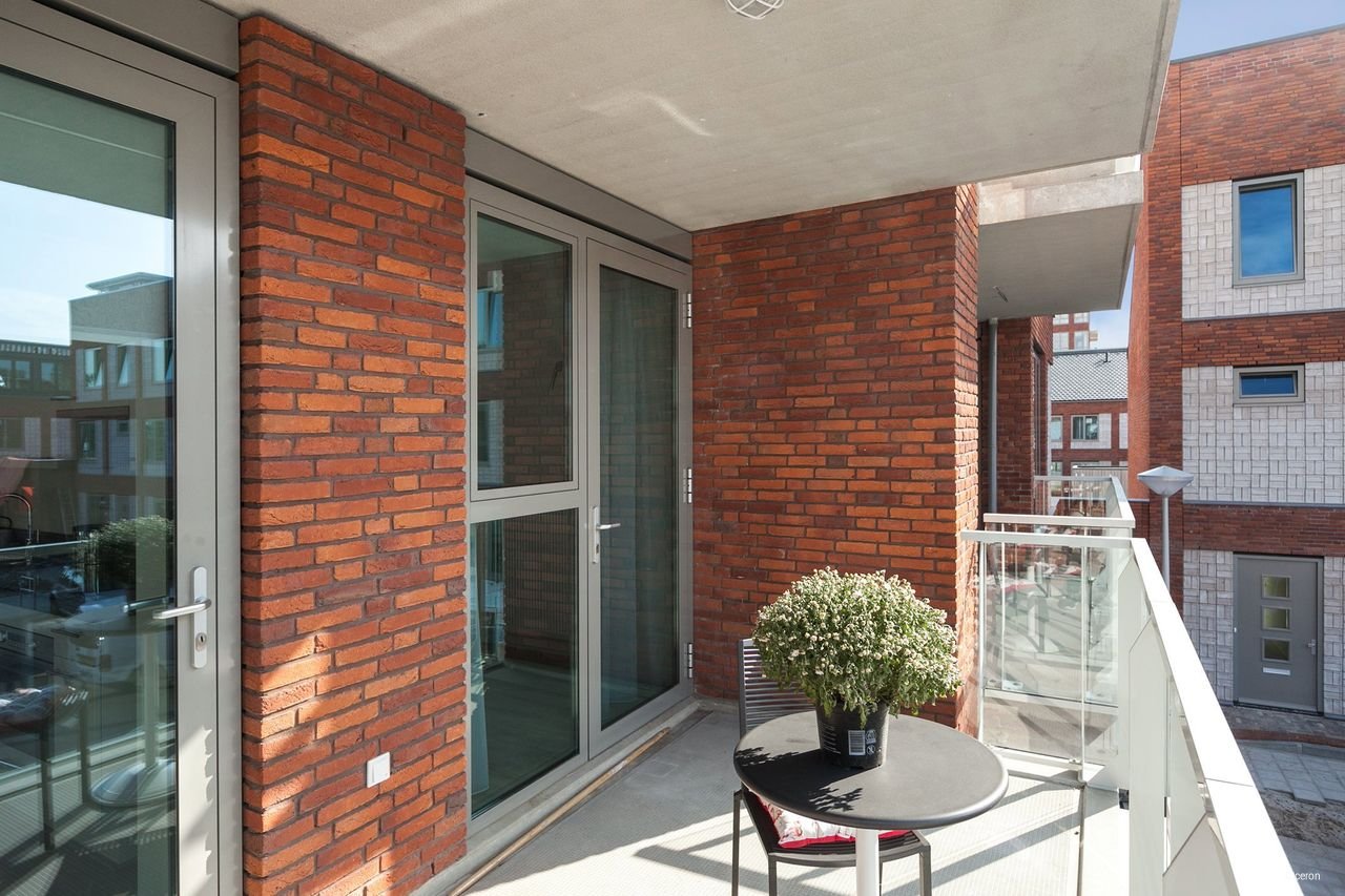 Licht 4-kamer appartement Slotervaart - Afbeelding 11