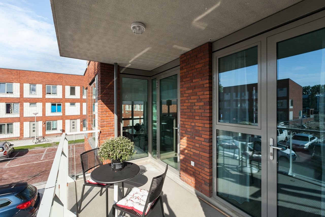Licht 4-kamer appartement Slotervaart - Afbeelding 12