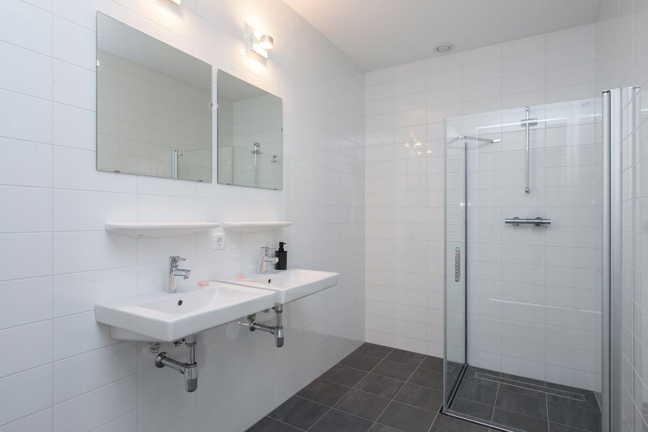 Licht 4-kamer appartement Slotervaart - Afbeelding 10