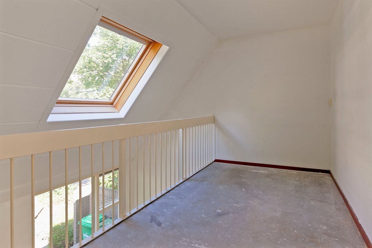 Hoekwoning van 140 m² met tuin in Kraayenstein - Afbeelding 15