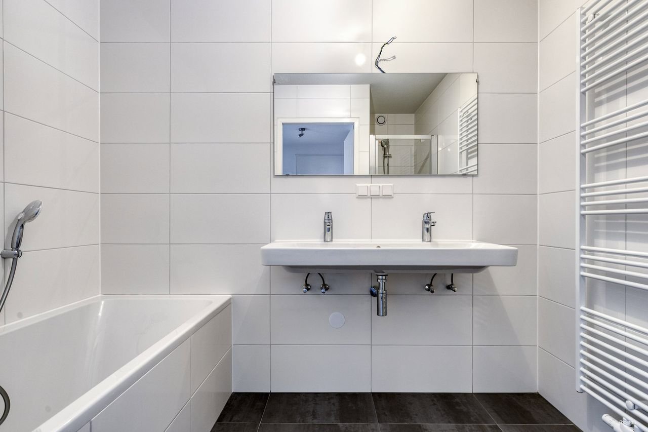 Available immediately: 94 m² apartment near the Amstel - Image 14