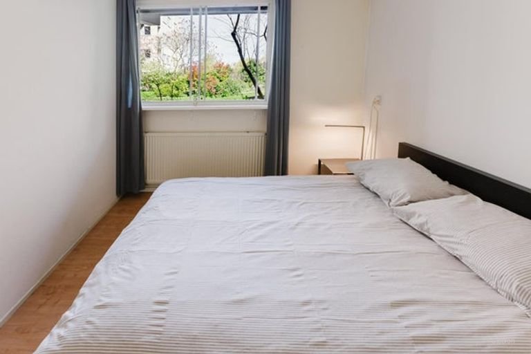 Furnished apartment near Artis Zoo - Image 23