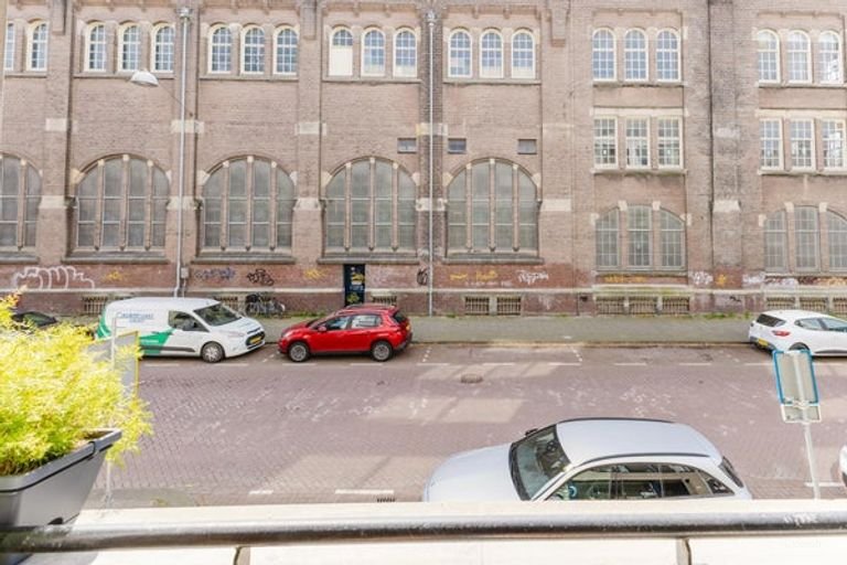 Furnished apartment near Artis Zoo - Image 7