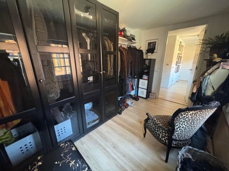 Lichte loft van 70 m² in oud schoolgebouw - Afbeelding 9