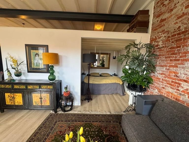 Lichte loft van 70 m² in oud schoolgebouw - Afbeelding 4