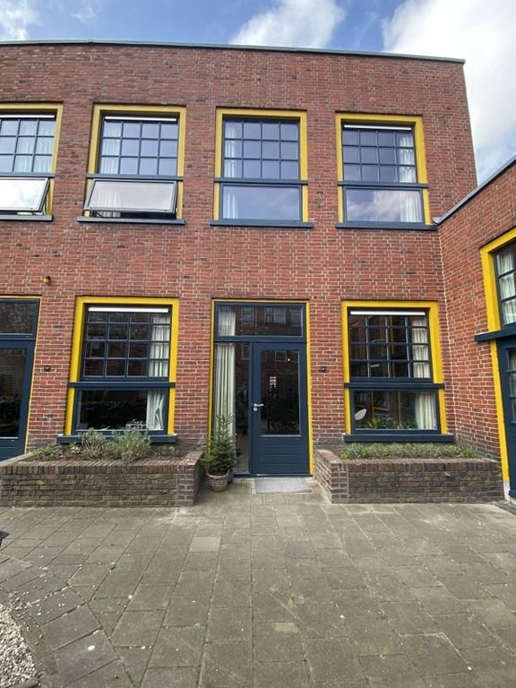Lichte loft van 70 m² in oud schoolgebouw - Afbeelding 21