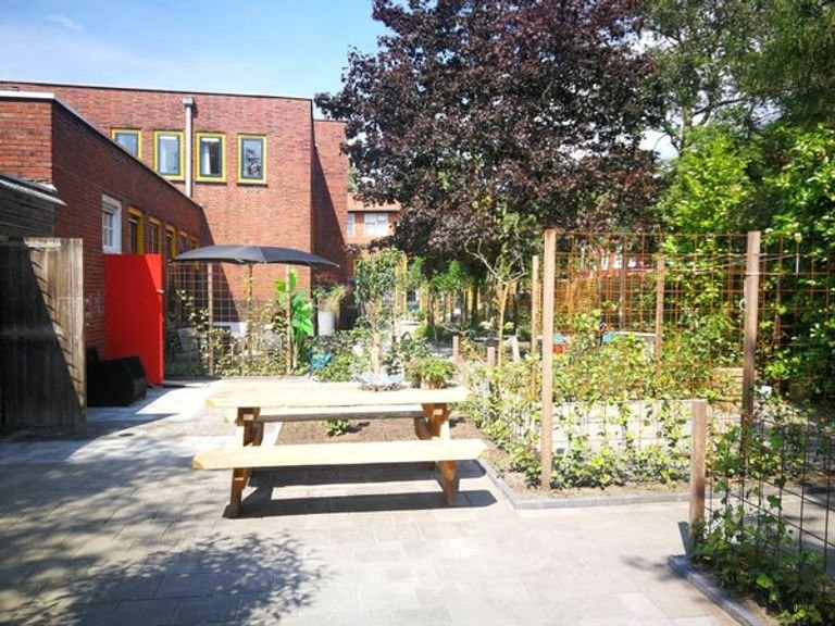 Lichte loft van 70 m² in oud schoolgebouw - Afbeelding 18