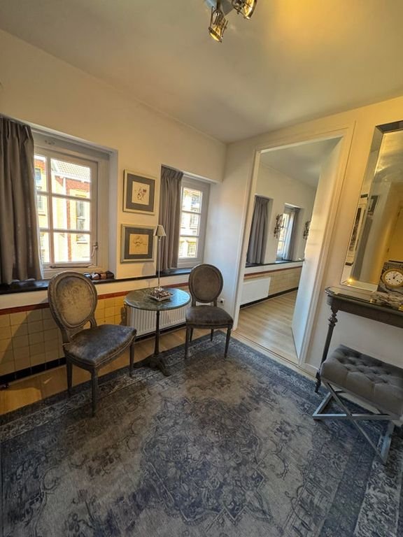 Lichte loft van 70 m² in oud schoolgebouw - Afbeelding 8