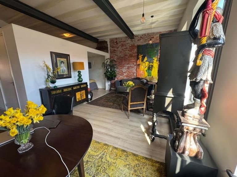 Lichte loft van 70 m² in oud schoolgebouw - Afbeelding 3