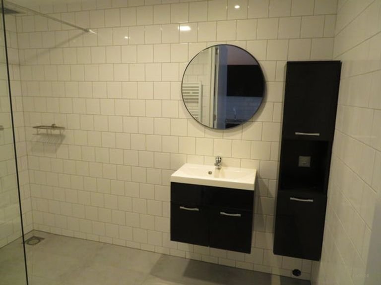 Lichte loft van 70 m² in oud schoolgebouw - Afbeelding 16