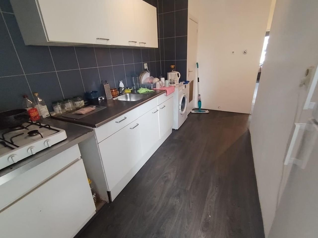 Per direct: gemeubileerd 2-kamerappartement - Afbeelding 4