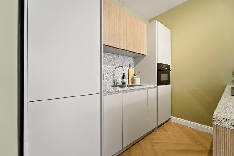 Gemeubileerd 3-slaapkamerappartement - Afbeelding 6