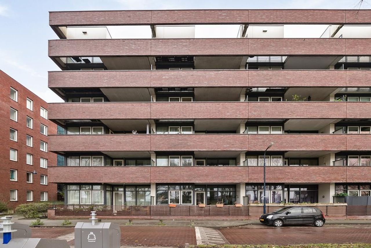 96m2 apartment in Amsterdam Osdorp - Image 1