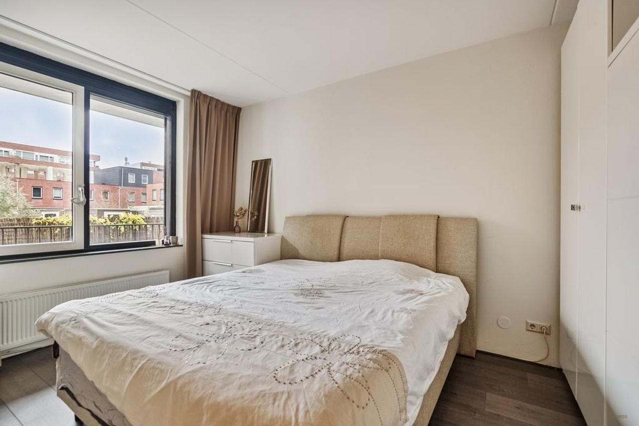 96m2 apartment in Amsterdam Osdorp - Image 20